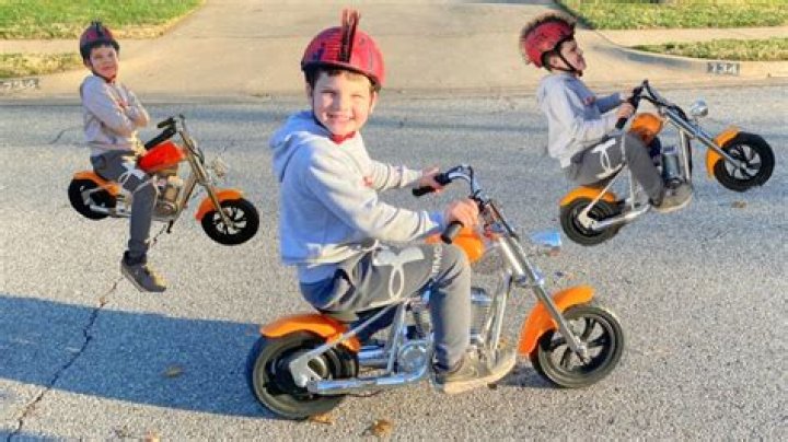 Can a 17 year old have a motorbike?