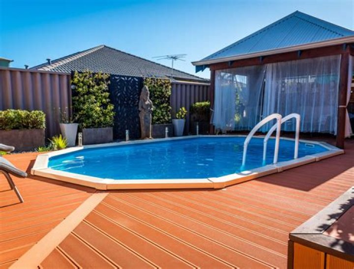 Do I need to tell homeowners insurance about above ground pool?