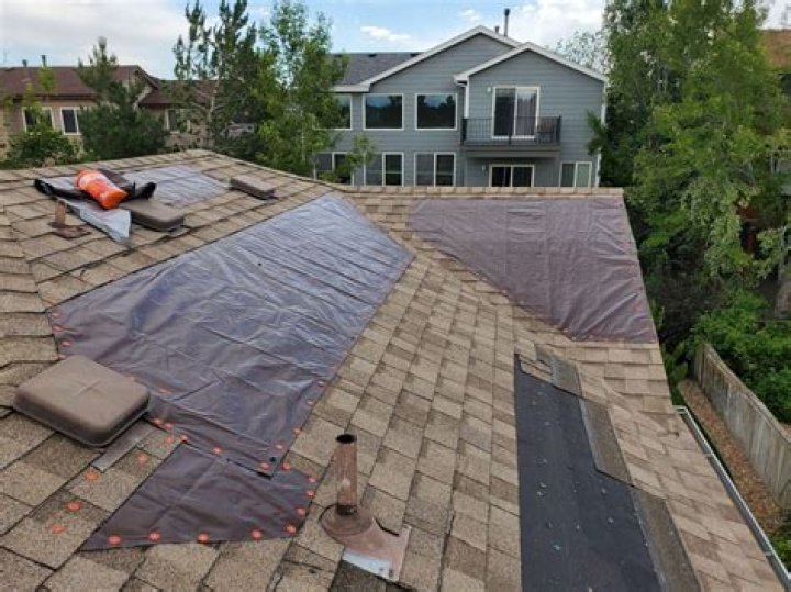 Is a roof leak covered under homeowners insurance?
