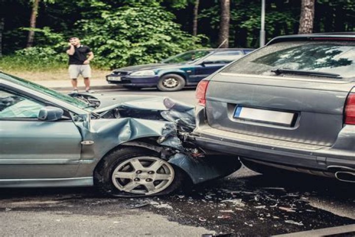 Who is at fault in a multiple car accident?