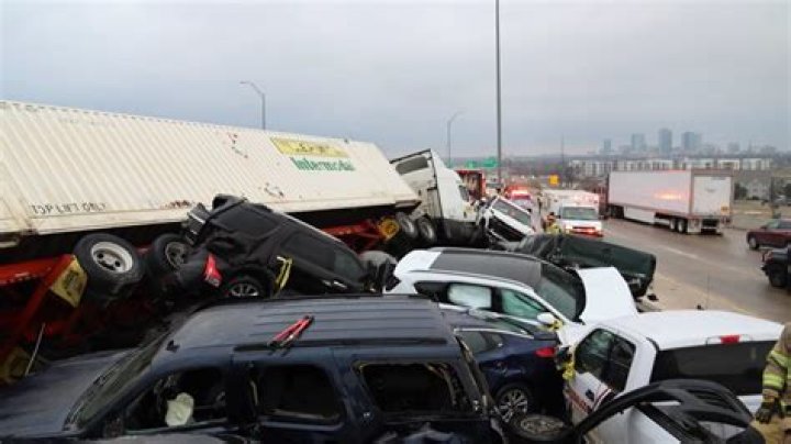 Who is to blame in a 3 car pile-up?