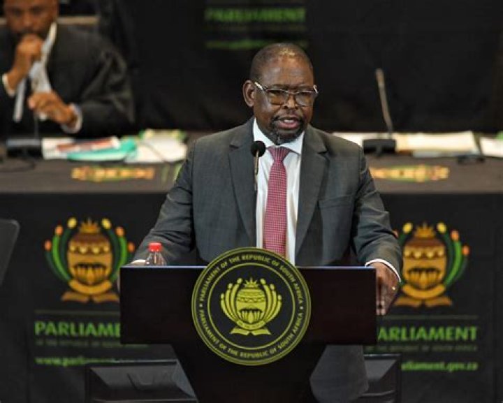 Who was the minister of finance from 2015 to 2017?